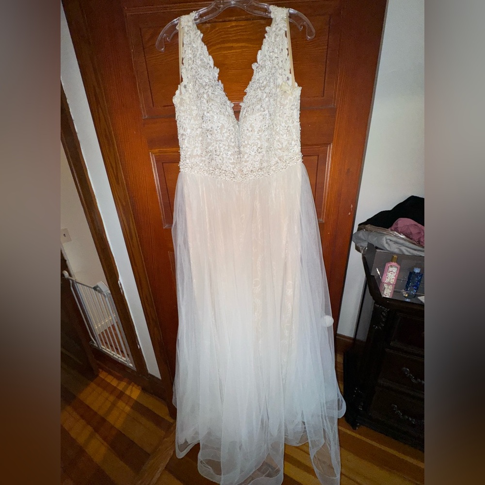 Elegant White Lace Gown